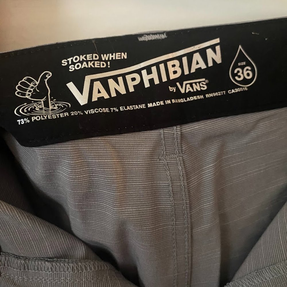 VANS Vanphibian Teller Gray Board Shorts Size 36